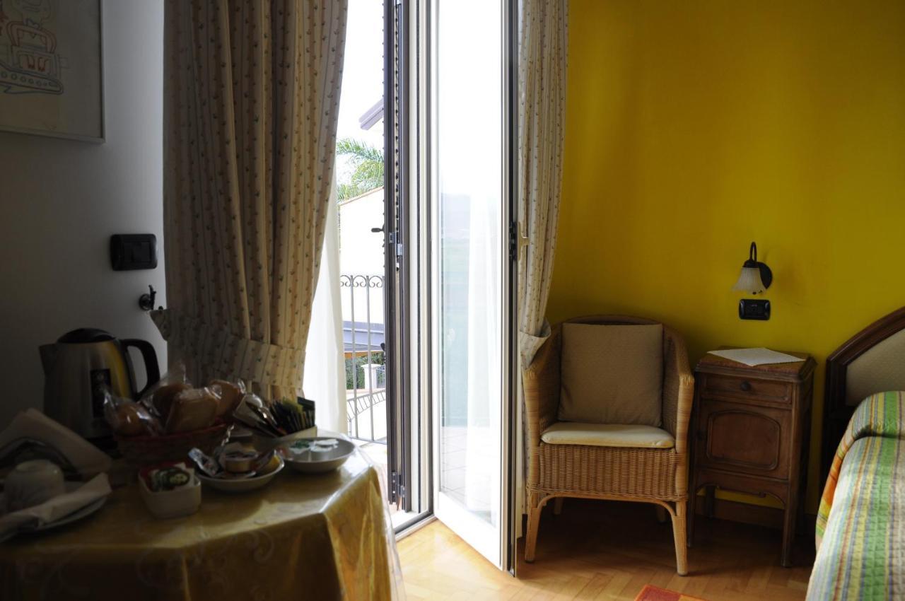 Villino Lenci Bed & Breakfast Trappitello Exterior photo